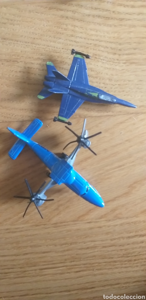 Juguetes antiguos: Aviones de metal - Foto 2