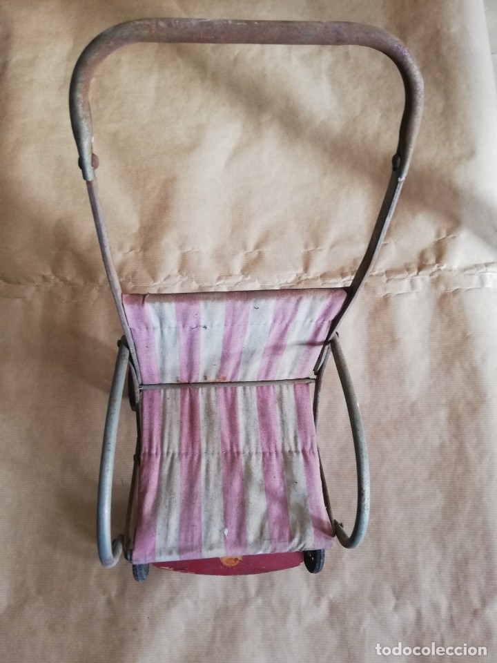 Juguetes antiguos: Antiguo Cochecito de beb&eacute; para mu&ntilde;ecas - Foto 5