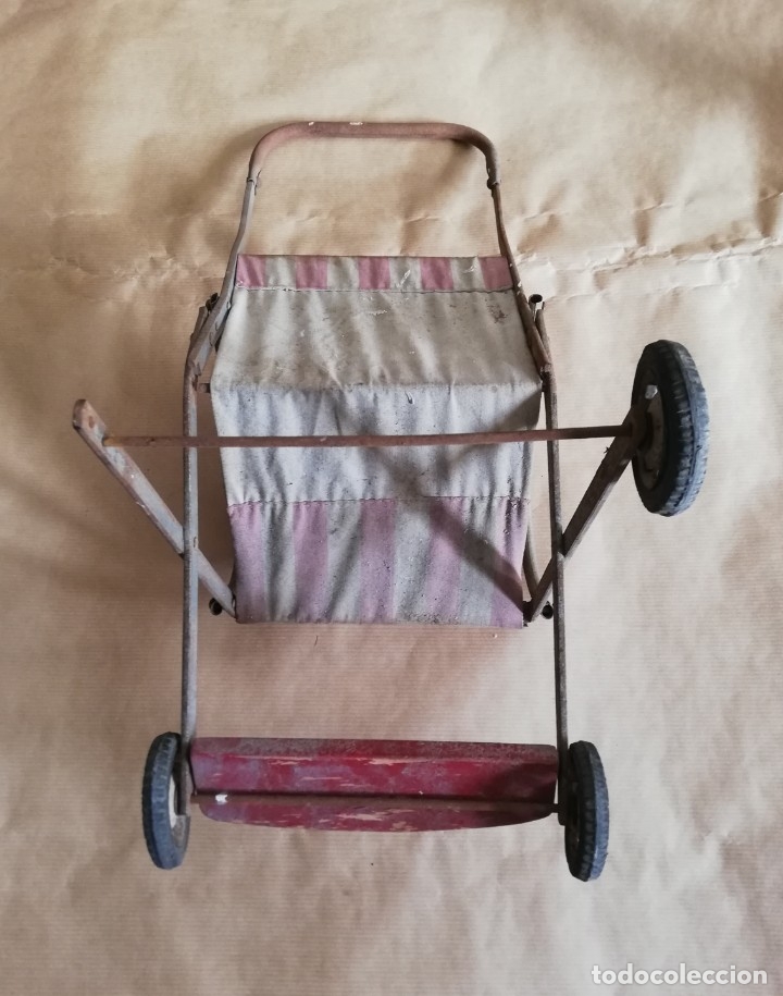 Juguetes antiguos: Antiguo Cochecito de beb&eacute; para mu&ntilde;ecas - Foto 6