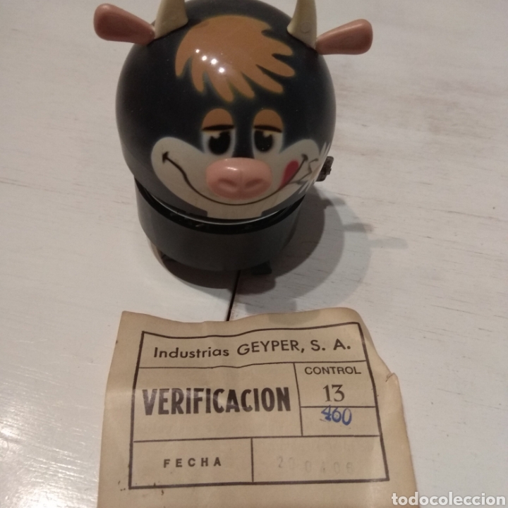 Juguetes antiguos: Vaca a resorte de Geyper - Foto 5