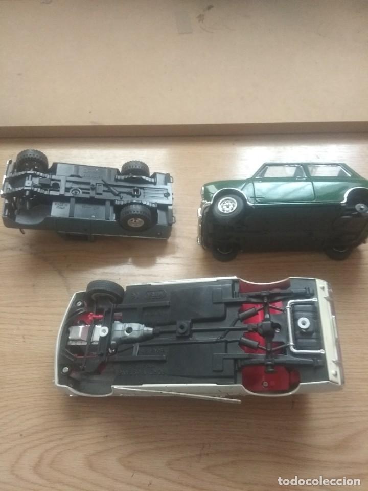 Juguetes antiguos: Lote de.coche de.chapa - Foto 2