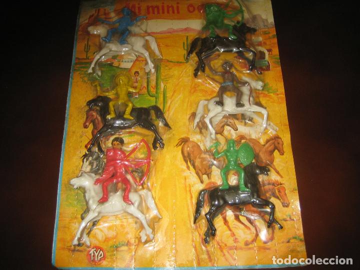 Juguetes antiguos: BLISTER CON CAW BOYS E INDIOS - A ESTRENAR - Foto 1