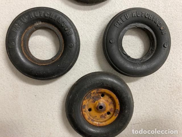 Juguetes antiguos: neumaticos para camion vebe - Foto 3