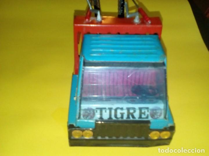 Juguetes antiguos: CAMION TIGRE - Foto 9