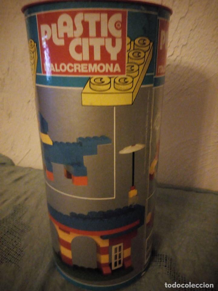 Juguetes antiguos: JUEGO PLASTIC-CITY DE ITALOCREMONA - Foto 3