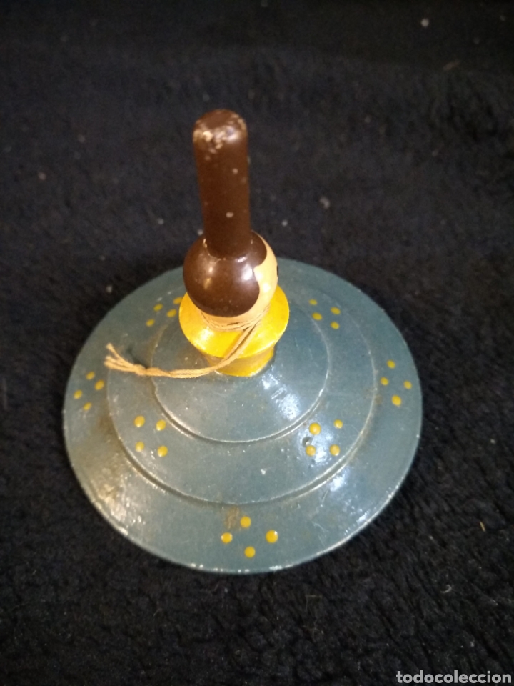 Juguetes antiguos: Peonza de madera tipo goula - Foto 2