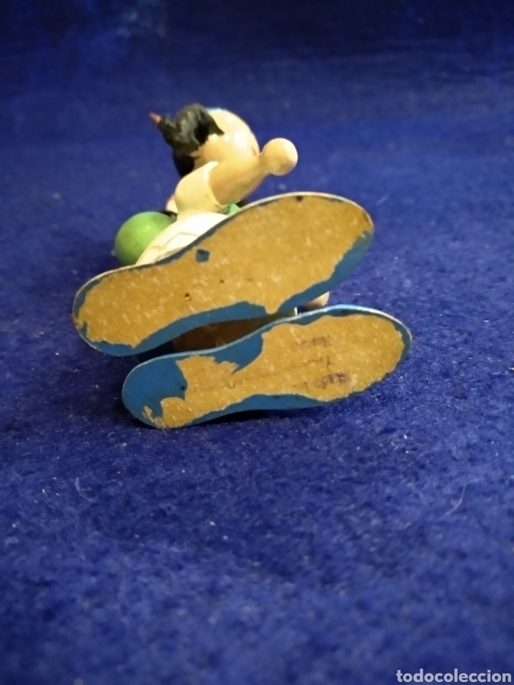 Juguetes antiguos: Figura madera vila , india con beb&eacute; - Foto 4