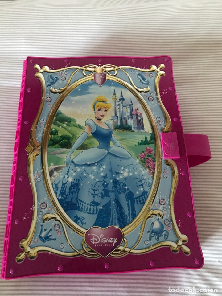 Juguetes antiguos: Libro escenario de cenicienta. - Foto 1