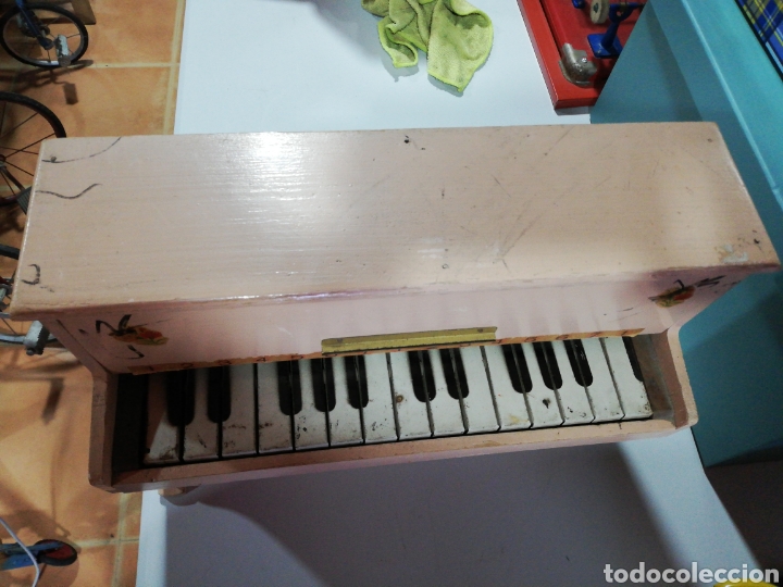 Juguetes antiguos: PIANO DE MADERA - Foto 2