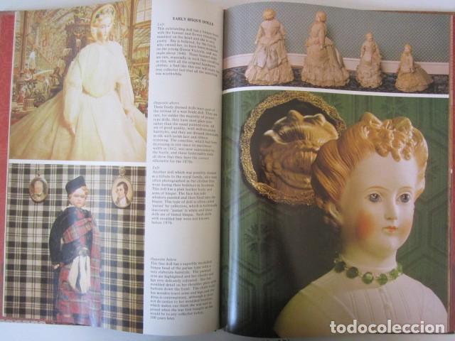 Juguetes antiguos: (40) DOLLS COMPLETISIMO LIBRO DE MU&Ntilde;ECAS EN INGLES - Foto 2