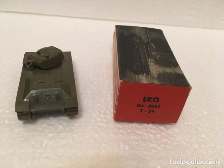 Juguetes antiguos: Tanque modelo T-34 de la Eko - Foto 2
