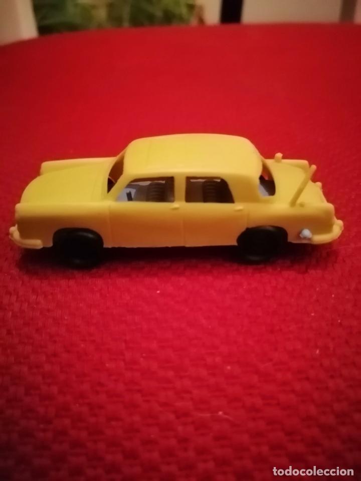 Juguetes antiguos: ANTIGUO COCHE ZIX - Foto 2
