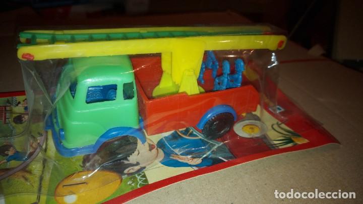 Juguetes antiguos: AMION BOMBEROS BULLYCAN - Foto 3