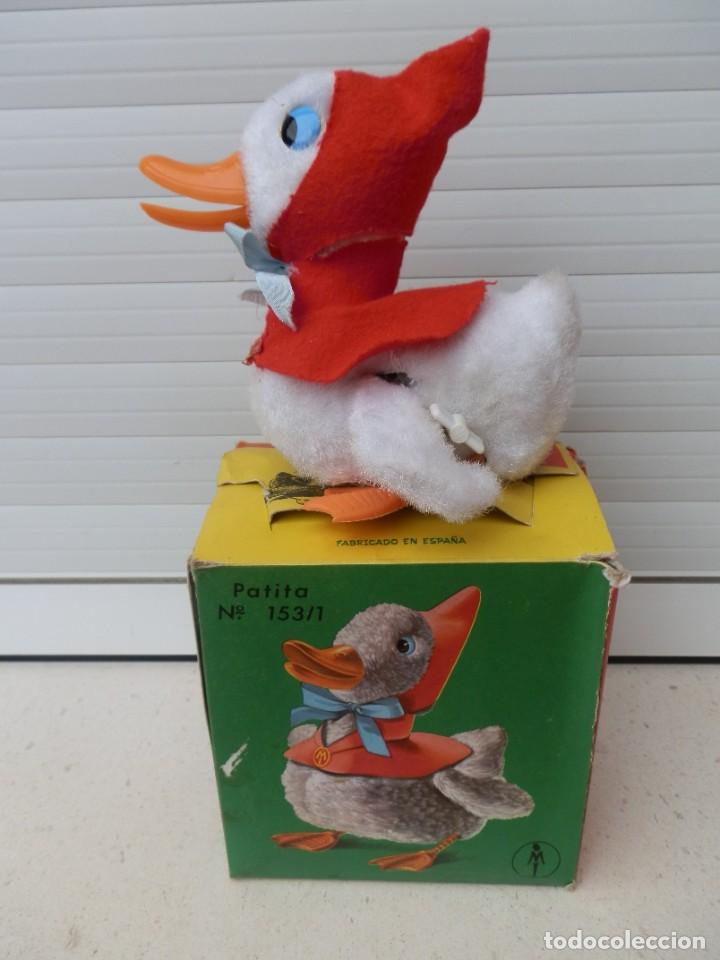 Brinquedos antigos: PATITO N&ordm; 153/1 EN SU CAJA ORIGINAL. INDUSTRIA IBENSE. FUNCIONA A CUERDA, EST&Aacute; COMPROBADO Y FUNCIONA