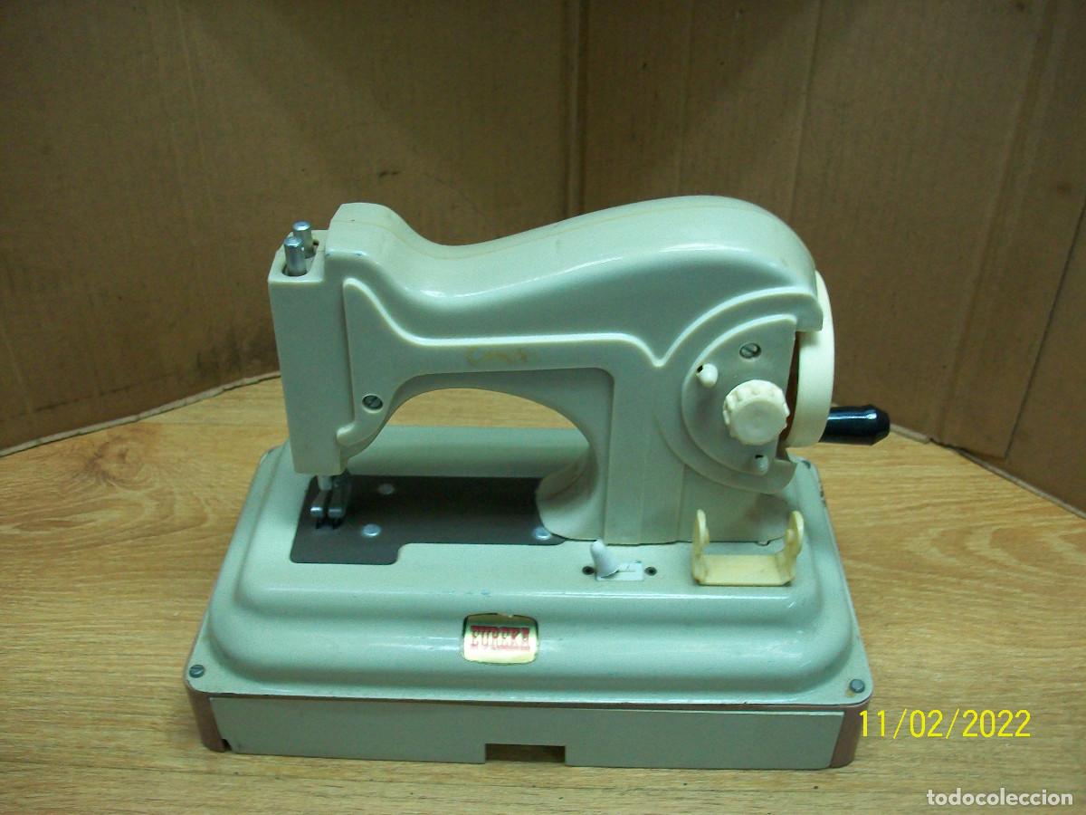 Juguetes antiguos: MAQUINA DE COSER EUREKA - Foto 6