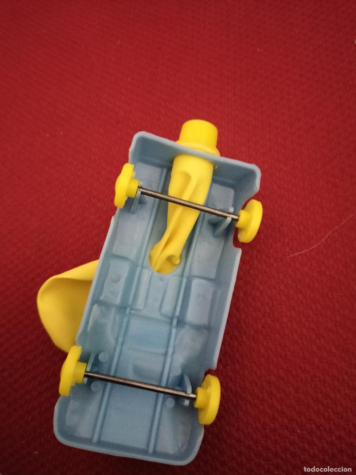 Juguetes antiguos: antiguo coche globo - Foto 3