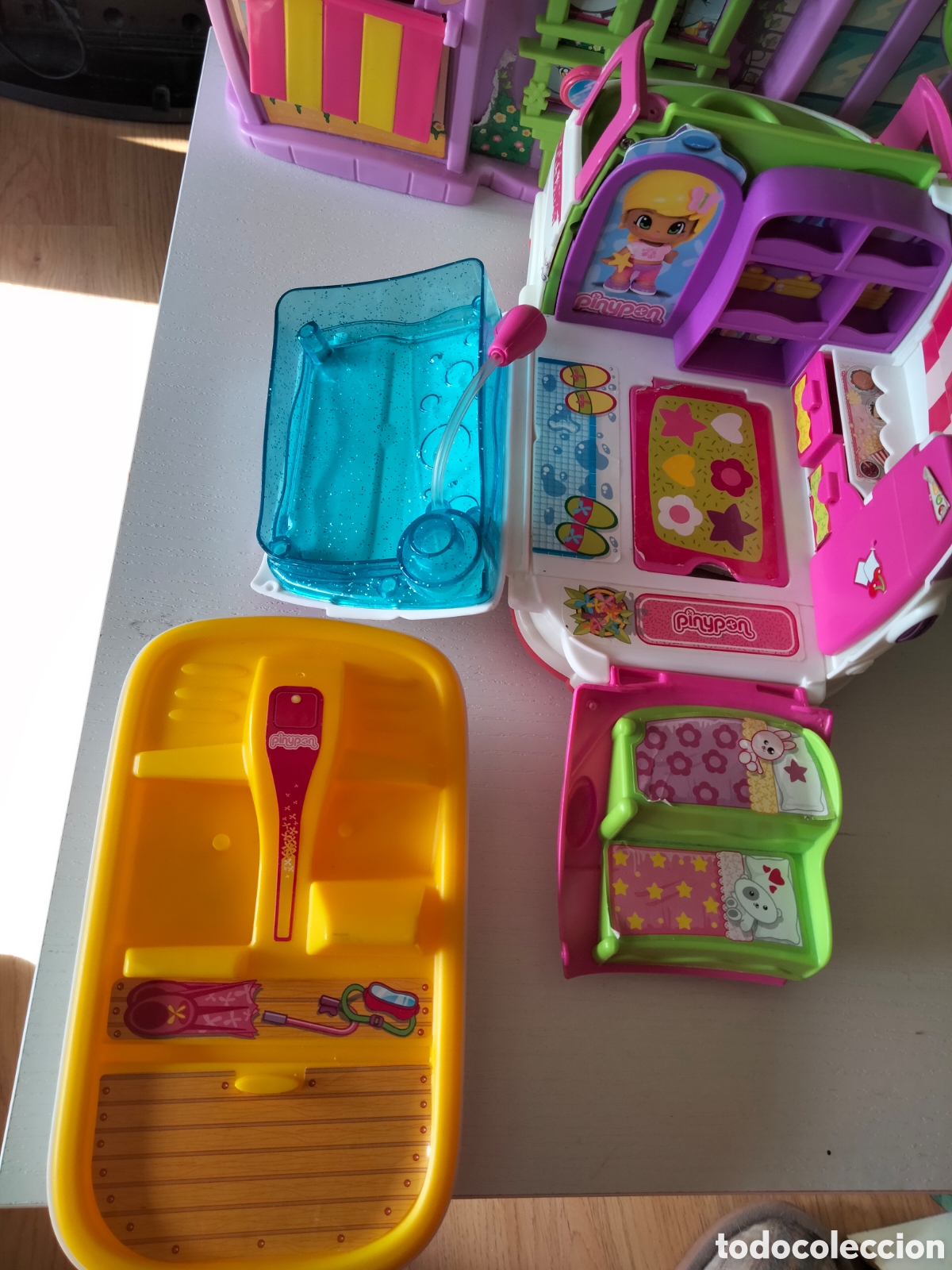 Juguetes antiguos: Lote Pinypon (3 set ) y 42 mu&ntilde;ecos con sus complementos - Foto 6