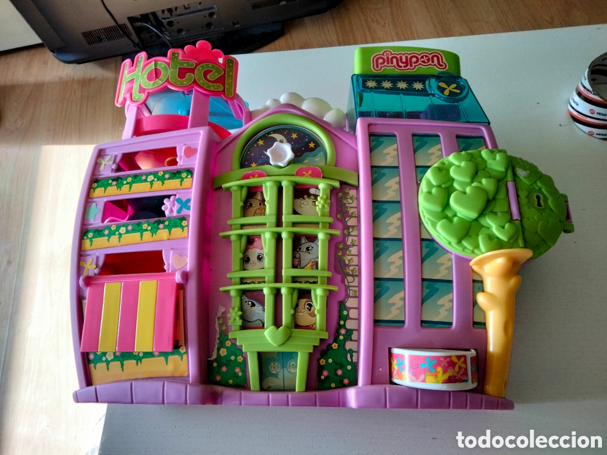 Juguetes antiguos: Lote Pinypon (3 set ) y 42 mu&ntilde;ecos con sus complementos - Foto 7