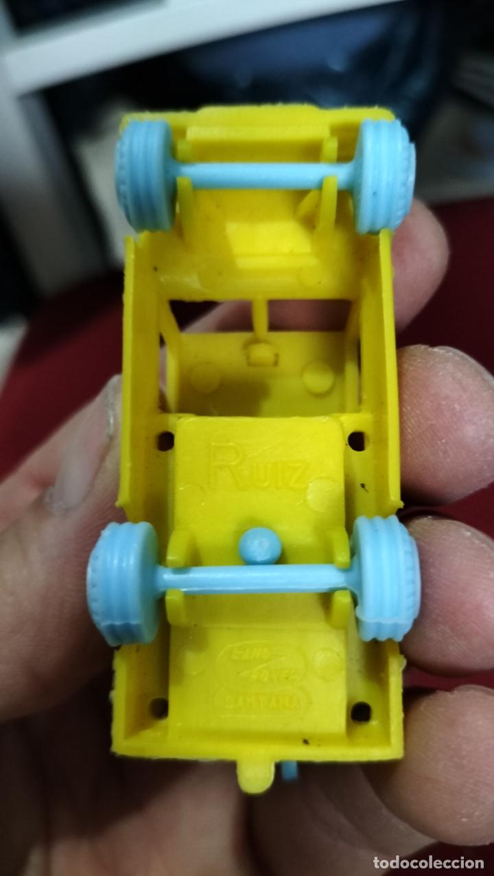 Juguetes antiguos: Antiguo coche t&iacute;pico de los kioscos - Foto 4