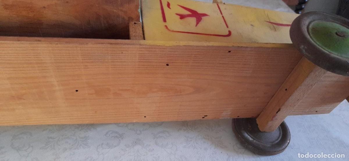 Juguetes antiguos: CAMI&Oacute;N DE MADERA DE DENIA - Foto 4