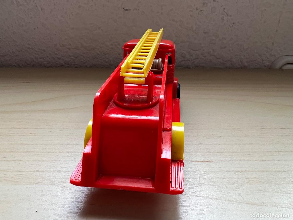 Juguetes antiguos: CAMION PEGASO BOMBEROS PLASTICO - Foto 4