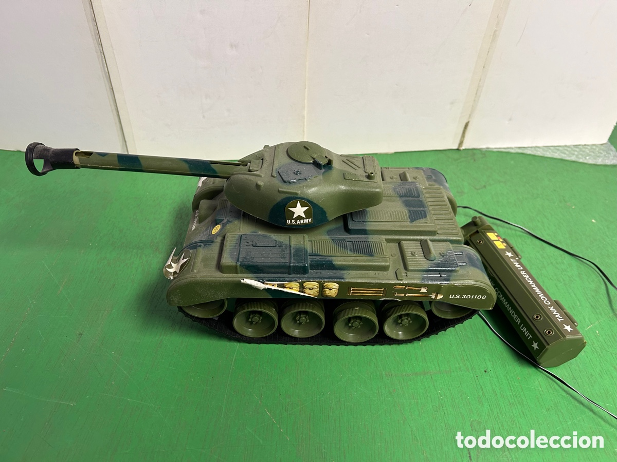 Juguetes antiguos: TANQUE CONDUCIDO EL&Eacute;CTRICO - Foto 1