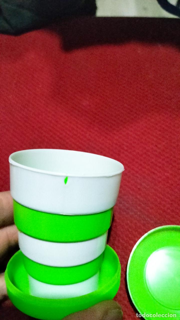 Juguetes antiguos: ANTIGUO VASO PLEGABLE - Foto 2
