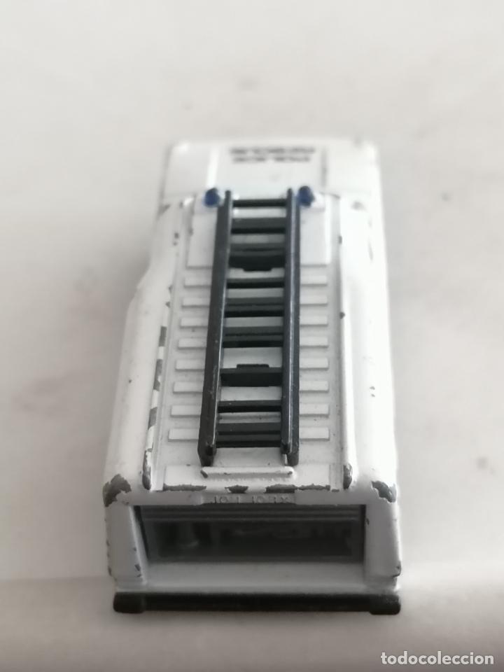 Juguetes antiguos: COCHE CARMICHAEL COMMANDO, ESCALA 1/75, MATCHBOX - Foto 4