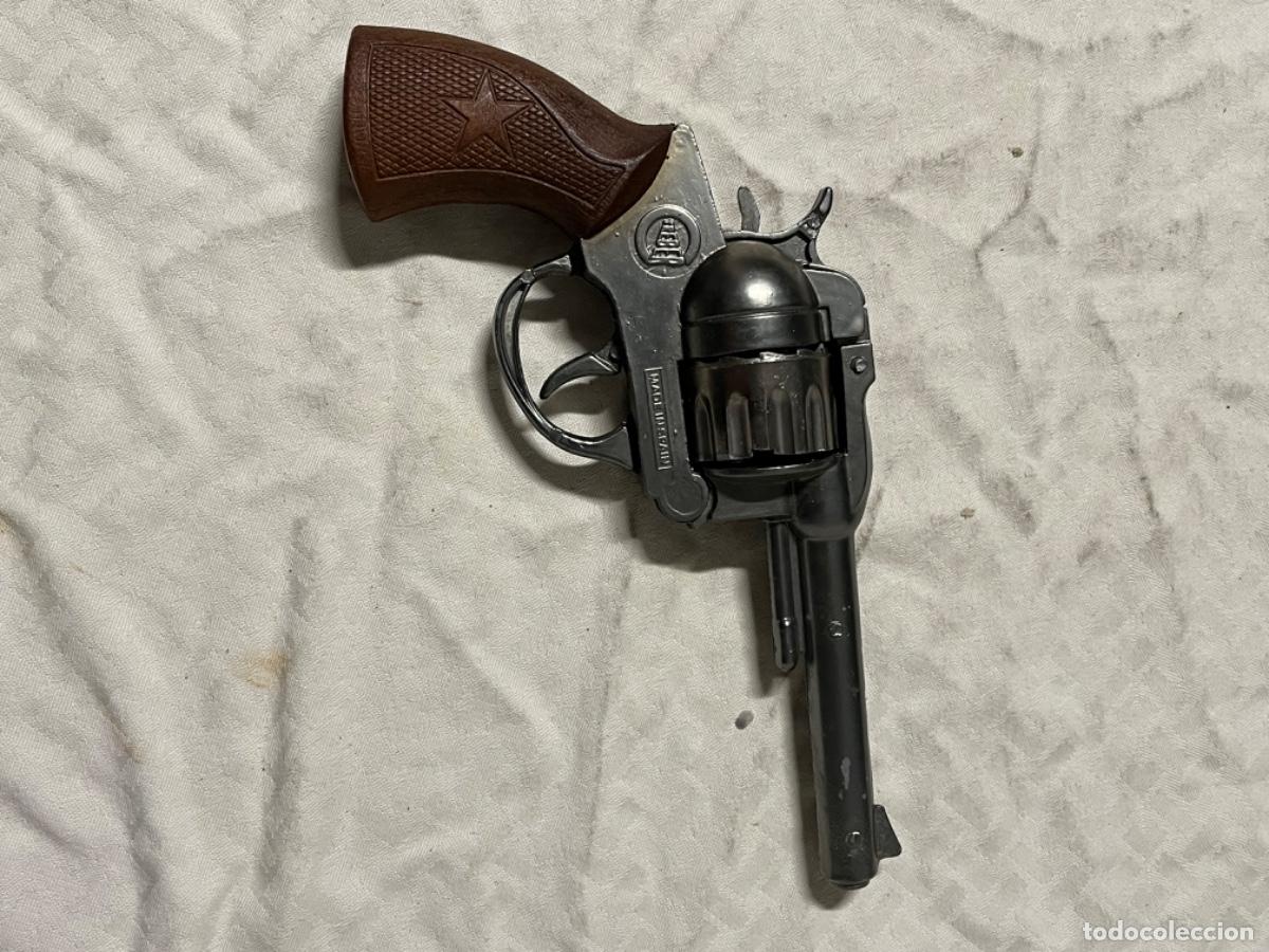 Juguetes antiguos: Revolver treber - Foto 3