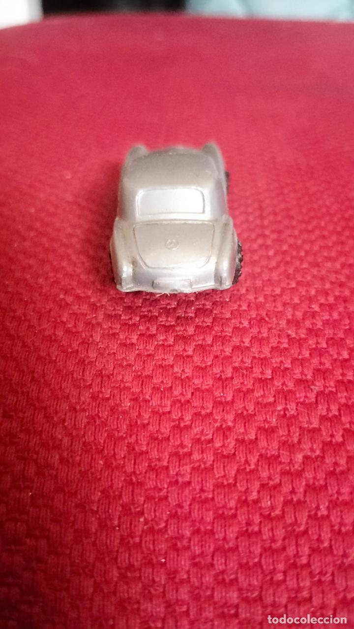 Juguetes antiguos: ANTIGUO COCHE DE PLASTICO - Foto 4