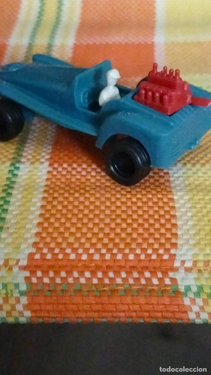 Juguetes antiguos: ANTIGUO COCHE TIPICO DE LOS KIOSKOS - Foto 2