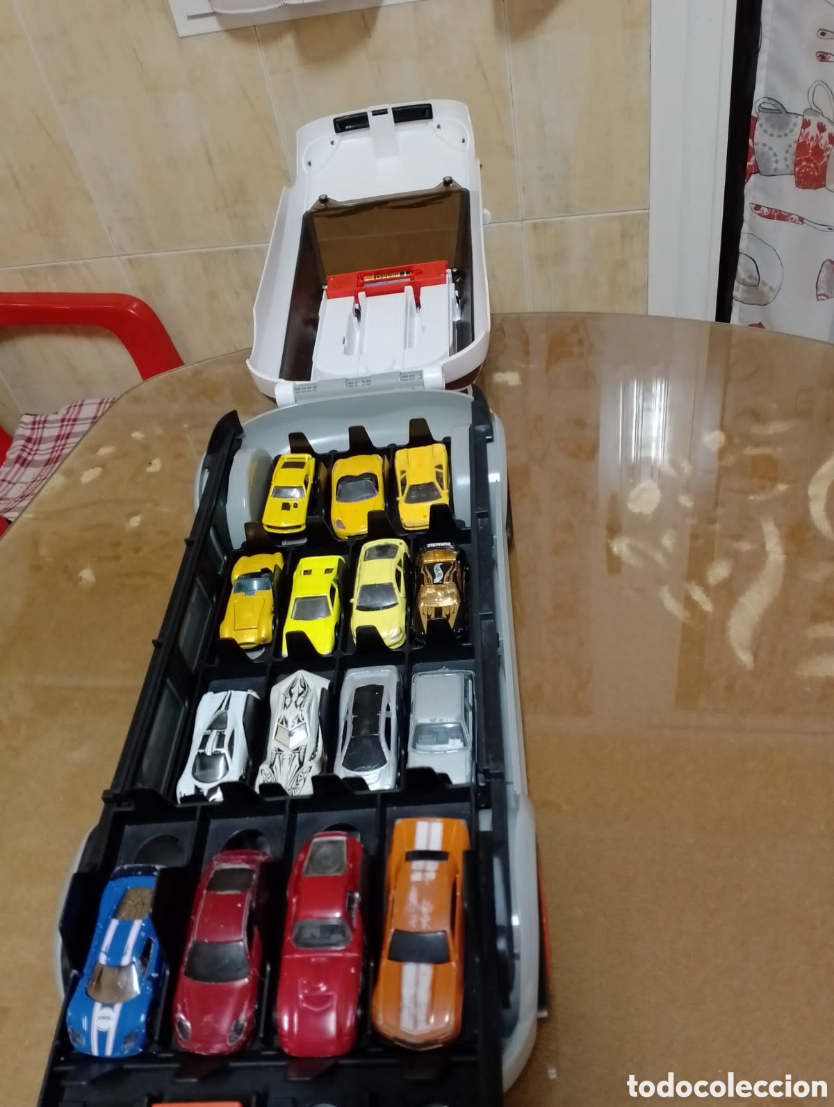 Juguetes antiguos: Porta coches de Mayorette - Foto 2