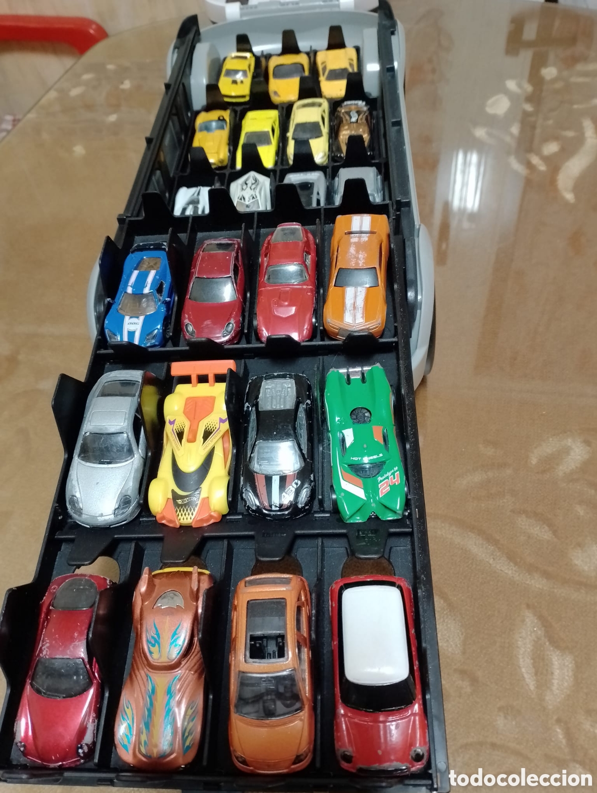 Juguetes antiguos: Porta coches de Mayorette - Foto 5