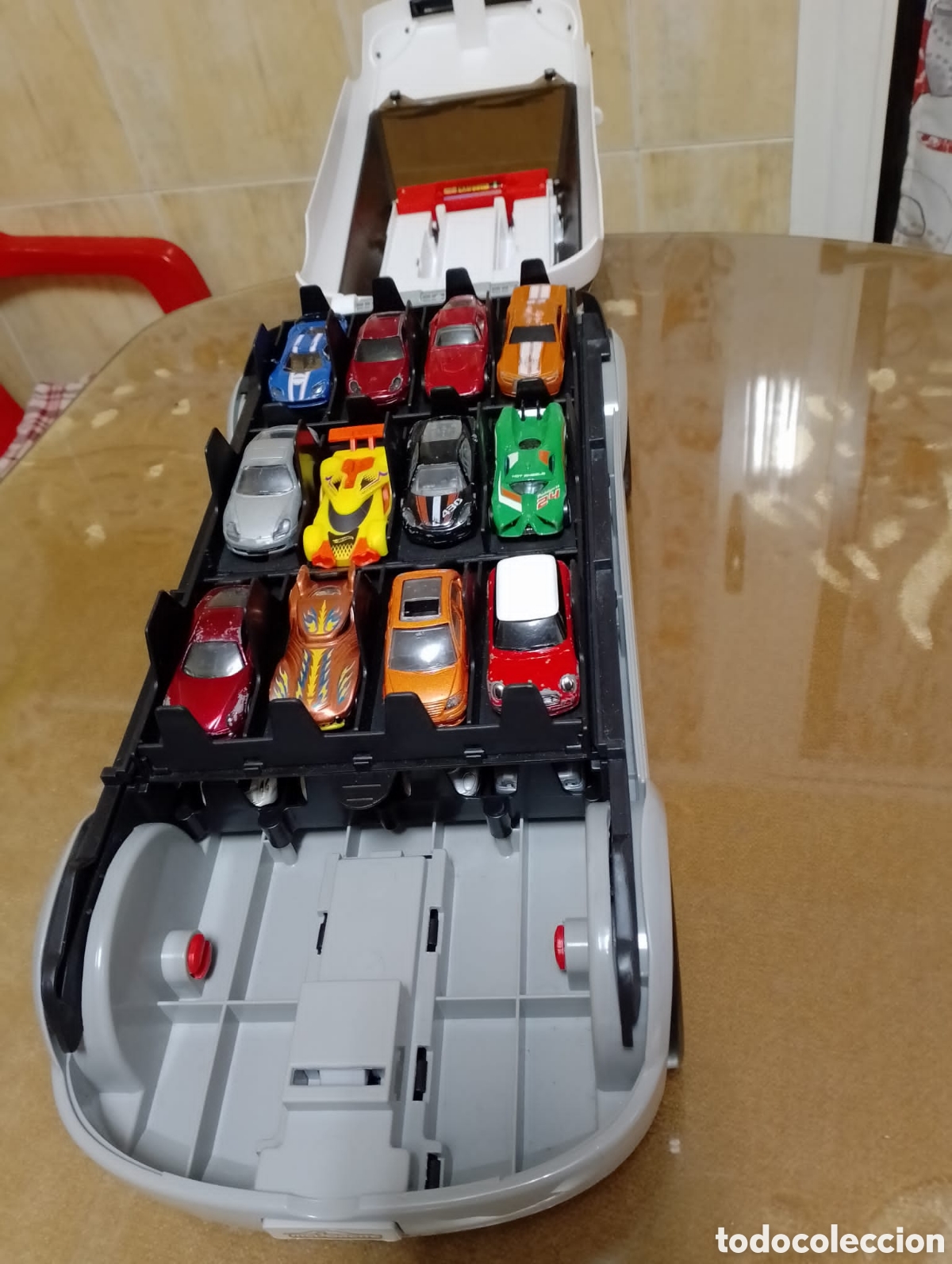 Juguetes antiguos: Porta coches de Mayorette - Foto 12