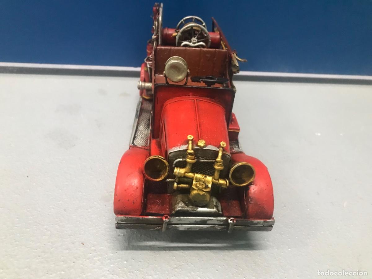Juguetes antiguos: Cami&oacute;n de bomberos de decoraci&oacute;n - Foto 6
