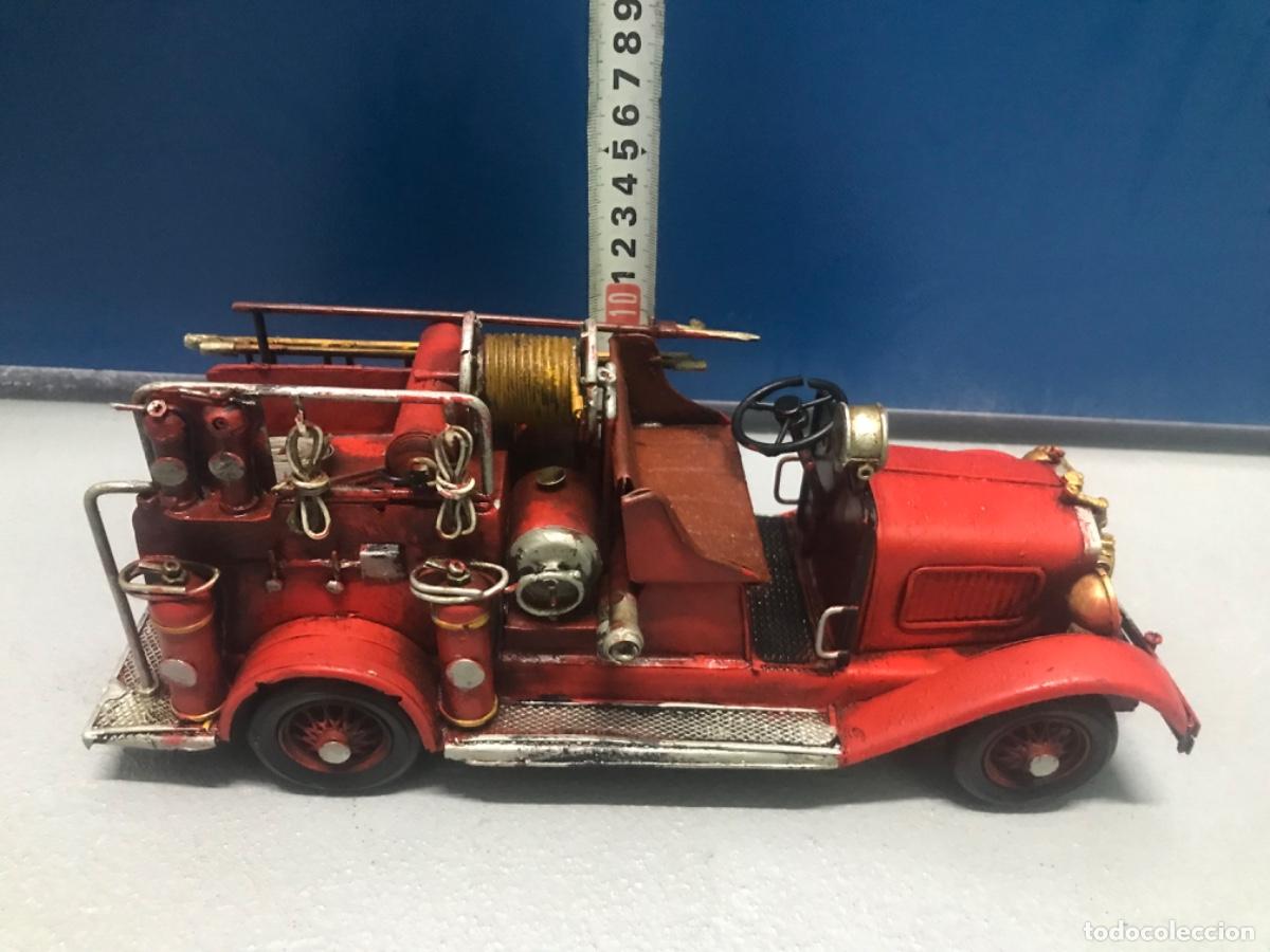 Juguetes antiguos: Cami&oacute;n de bomberos de decoraci&oacute;n - Foto 16