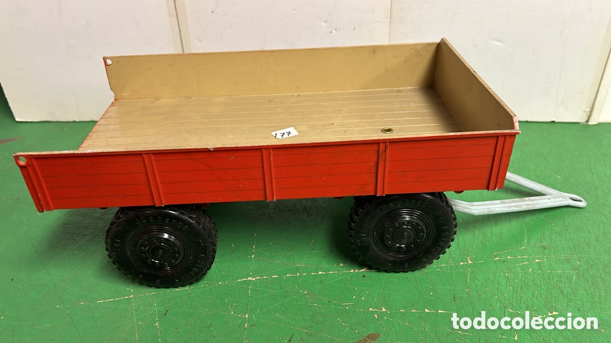Juguetes antiguos: REMOLQUE TRACTOR PL&Aacute;STICO - Foto 3