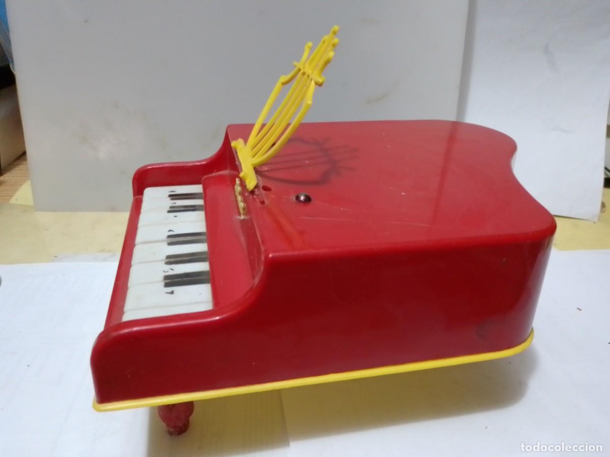 Juguetes antiguos: Antiguo piano en plastico - Foto 4