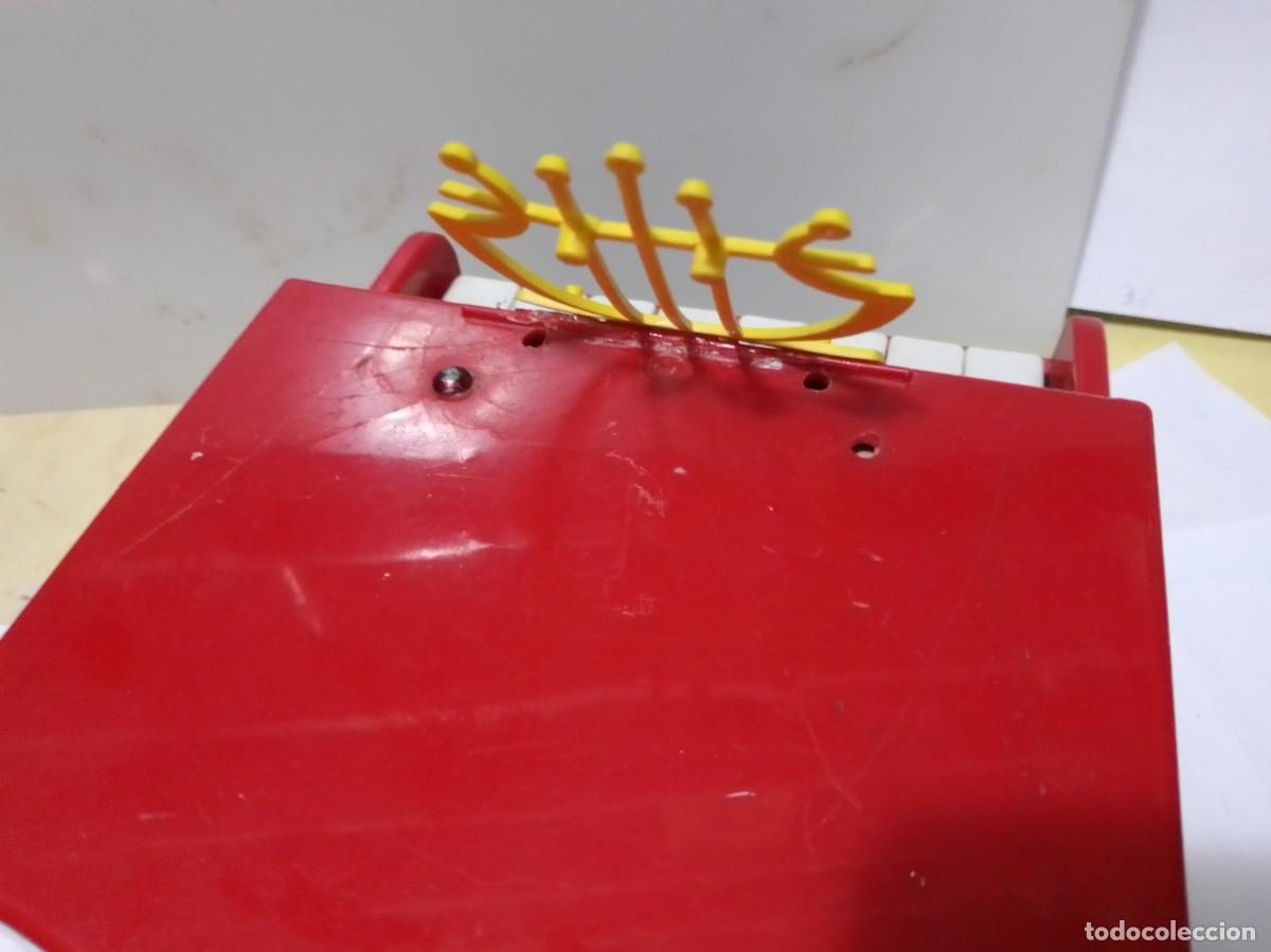Juguetes antiguos: Antiguo piano en plastico - Foto 7