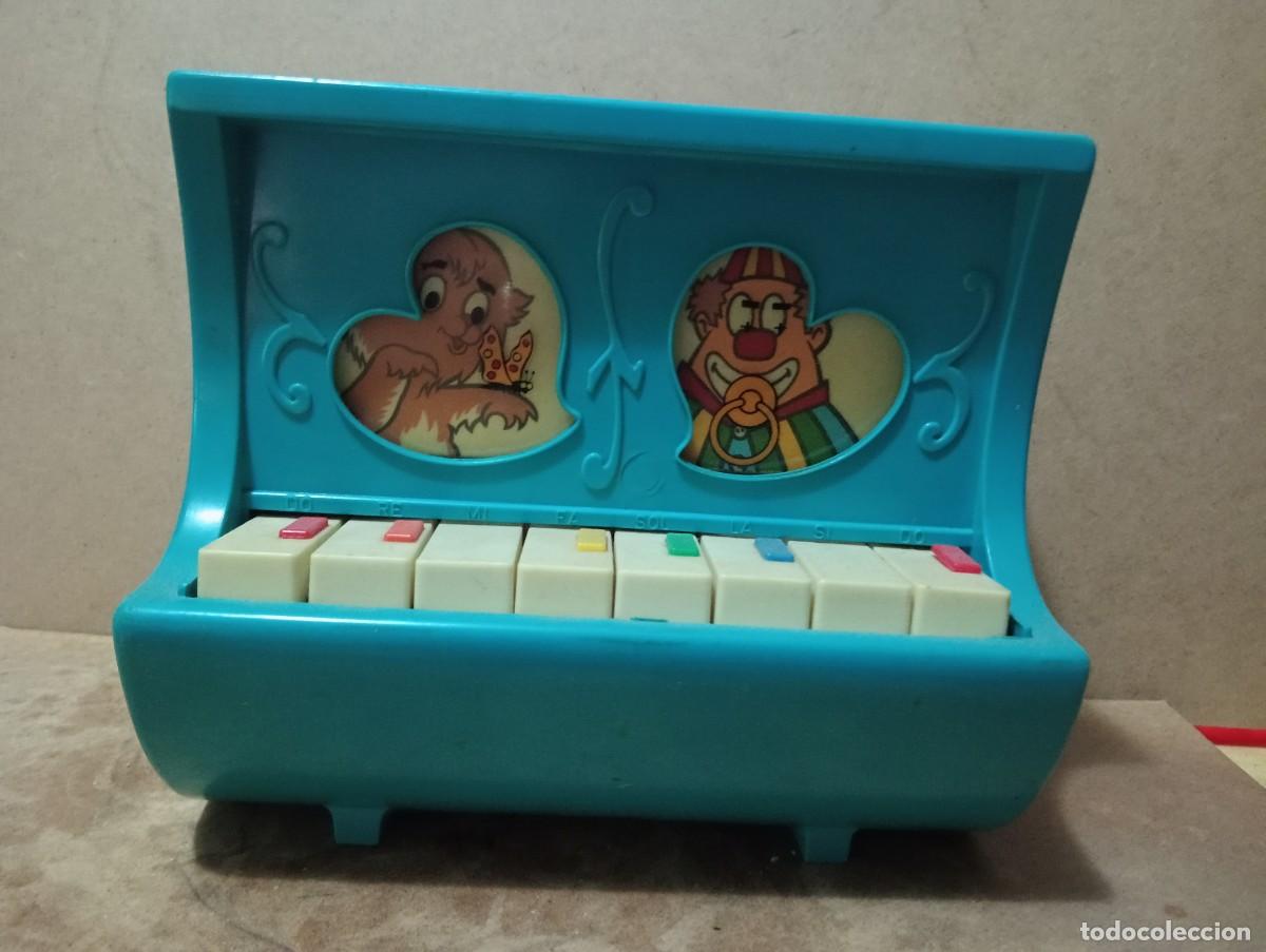 Juguetes antiguos: Piano REIG en plastico funcionando - Foto 1