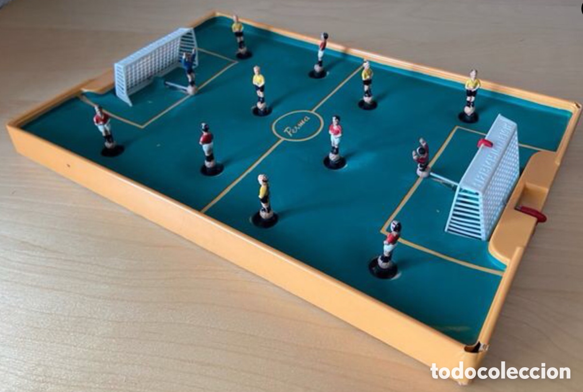 Juguetes antiguos: Futbol&iacute;n. Marca Perma - Foto 3