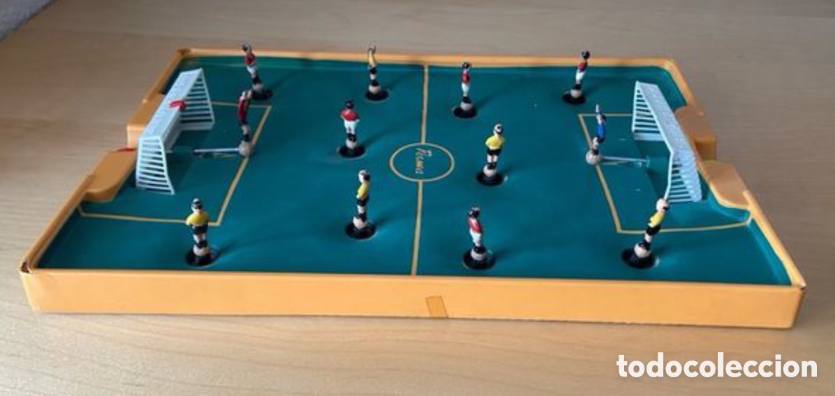 Juguetes antiguos: Futbol&iacute;n. Marca Perma - Foto 6