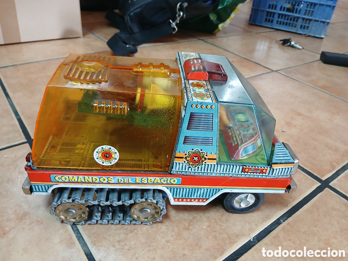 Juguetes antiguos: CAMION COMANDO DEL ESPACIO 76 - Foto 1