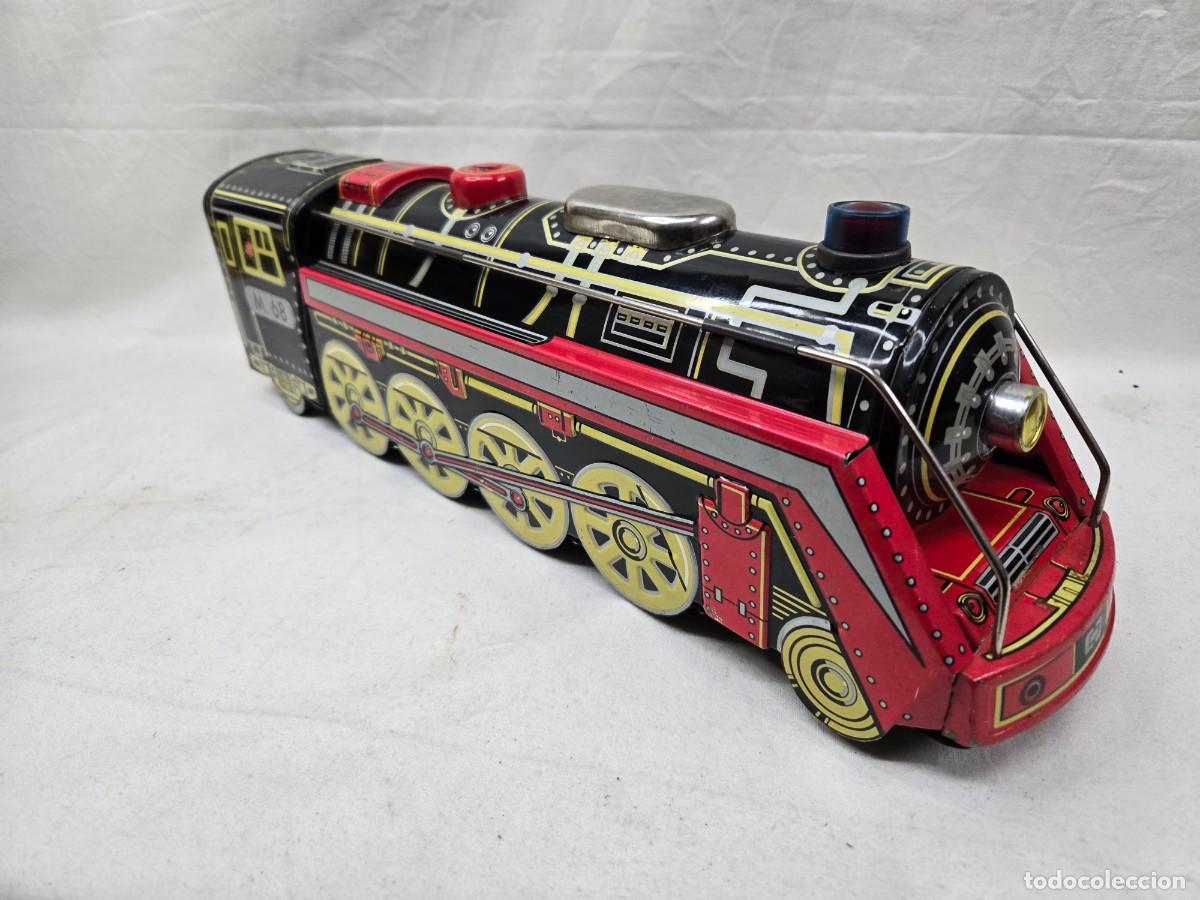 Juguetes antiguos: LOCOMOTORA M. 68 DE CHAPA EGE , NO FUNCIONA - Foto 4