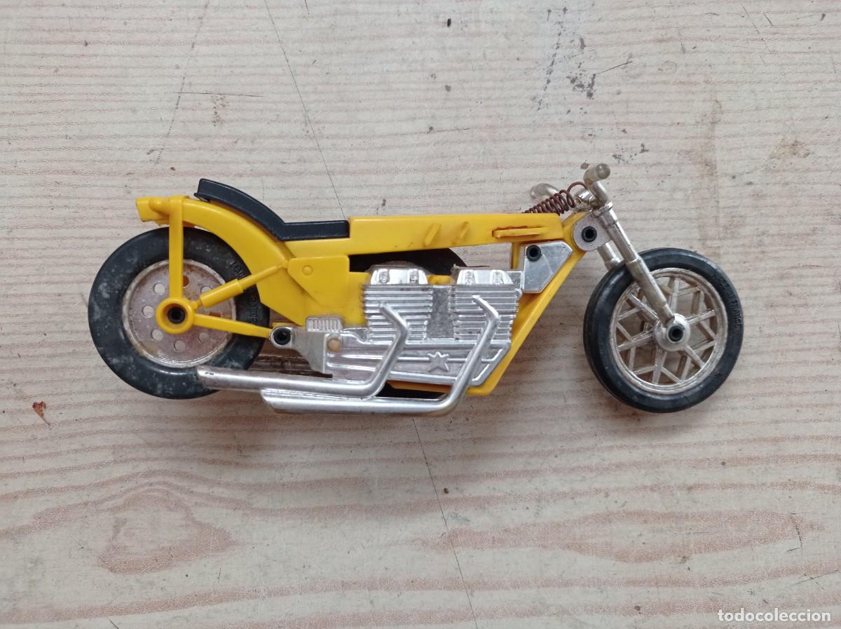 Juguetes antiguos: Moto Plastico Antigua - Foto 2