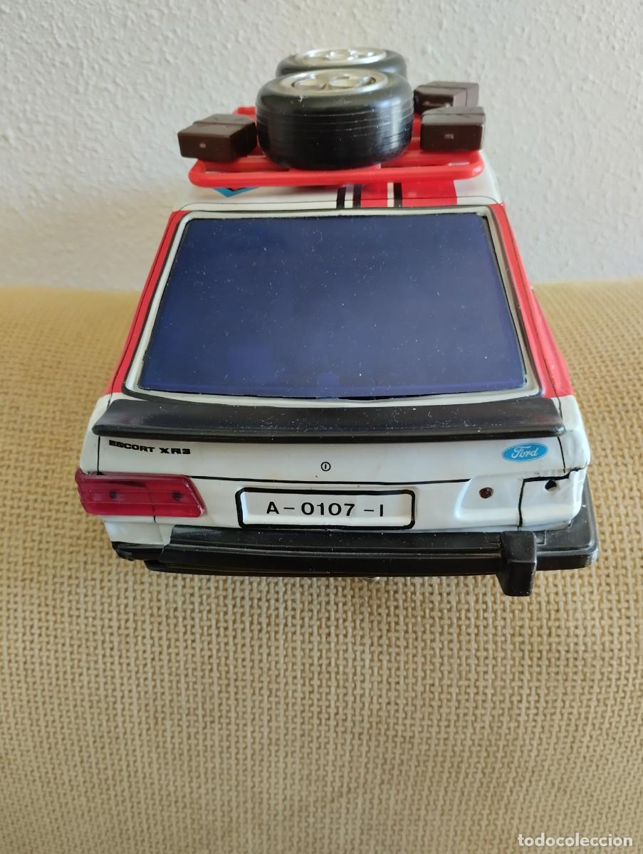 Juguetes antiguos: Ford Escort Ege antiguo - Foto 4