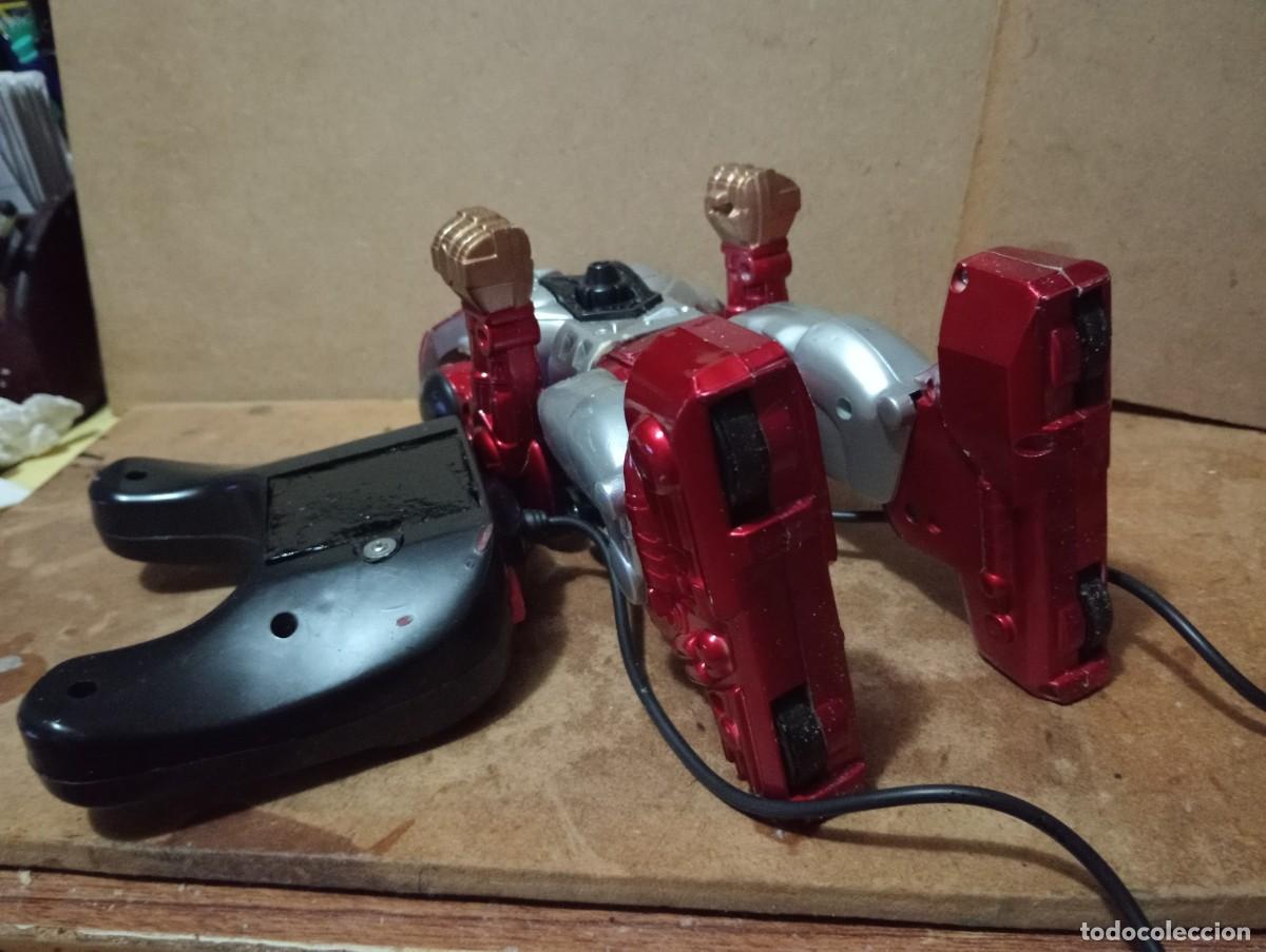 Juguetes antiguos: Robot con mando a pilas - Foto 7