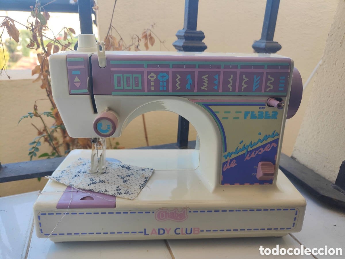 Juguetes antiguos: M&Aacute;QUINA DE COSER DE CHABEL MARCA FEBER - Foto 1