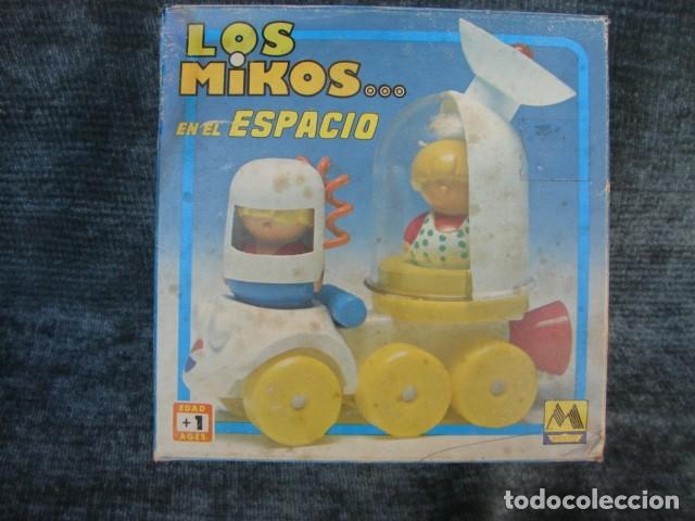 Juguetes antiguos: LOS MIKOS EN EL ESPACIO 8150 - MOLTO - Foto 1