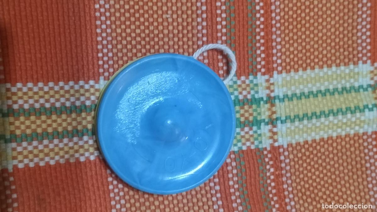 Juguetes antiguos: ANTIGUO YO-YO DE VENTA EN LOS KIOSKOS - Foto 2